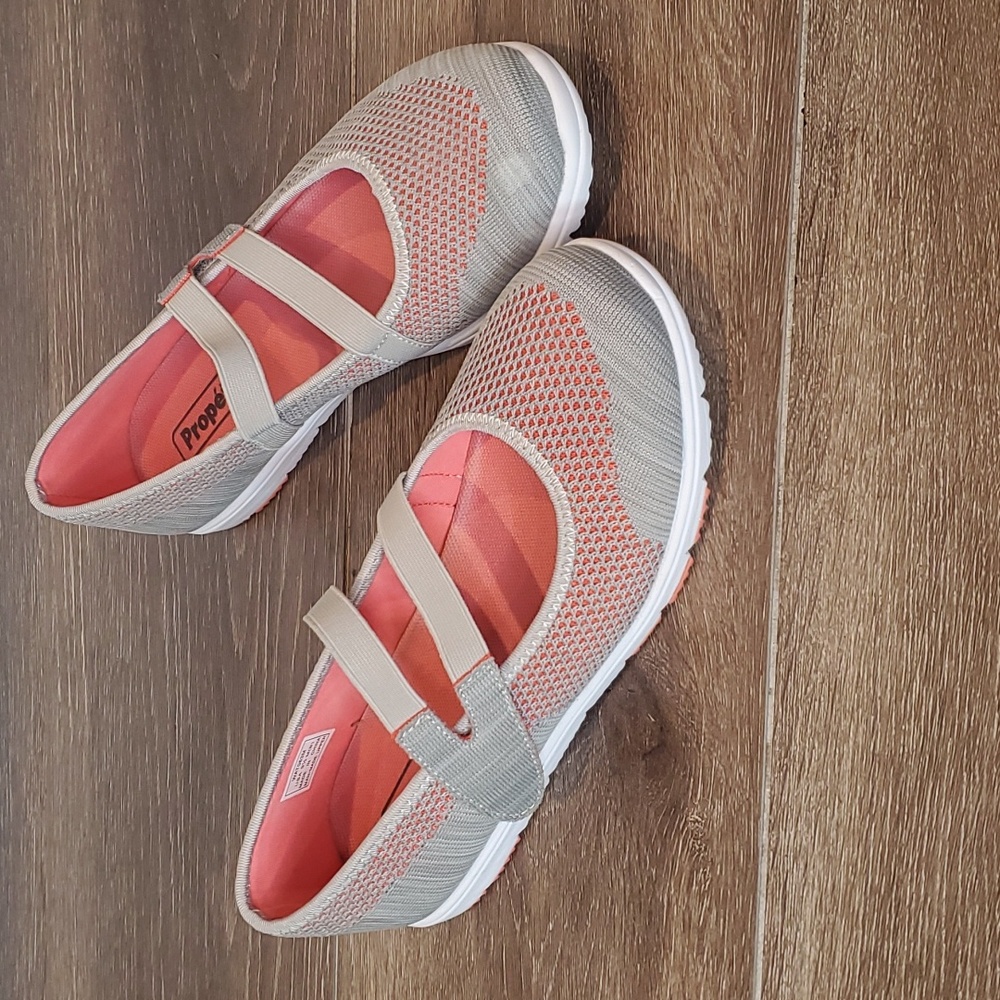 Propet TravelWalker Evo Mary Jane Women's 9 1/2 9.5‎